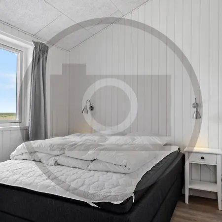 Gorgeous In With Wifi Holiday home