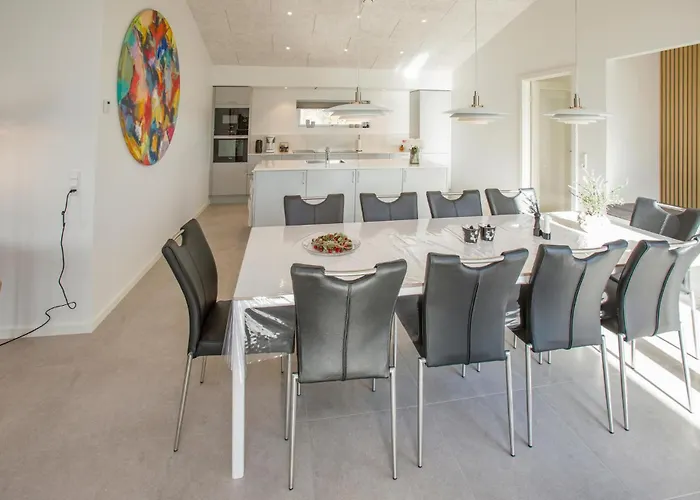 Ferienhaus Gorgeous In With Wifi *